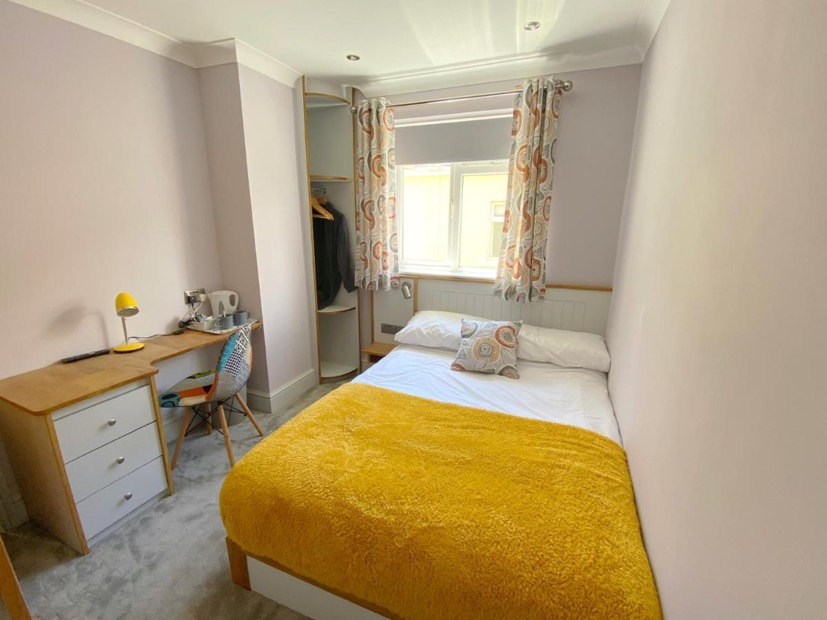Orchard House Bed & Breakfast Swindon Ngoại thất bức ảnh